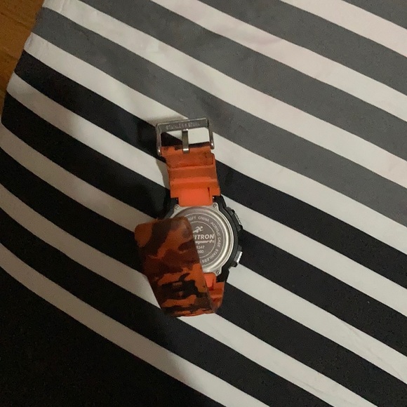 Watch - Picture 2 of 2